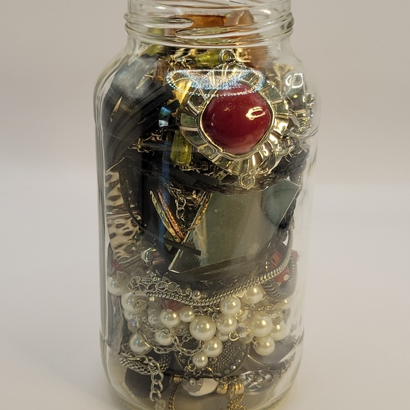 Mystery Jewelry Jar All Wearable Necklace Earrings Rings Bracelets 2.5 Pounds - Picture 10 of 13